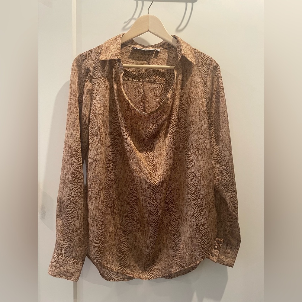 Jennifer Lopez Brown Snake Print Top